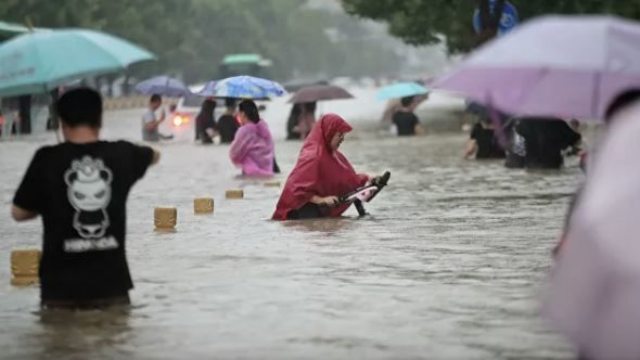 Çində təbii fəlakət nəticəsində ölənlərin sayı artıb