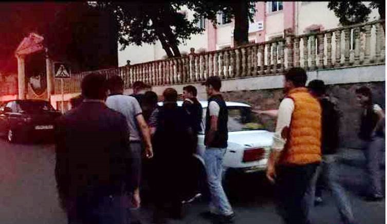 Daşkəsəndə 23 yaşlı oğlan toyda QƏTLƏ YETİRİLDİ- VİDEO