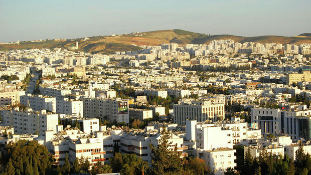 СМИ: Спикеру парламента Туниса и 64 депутатам запретили покидать страну