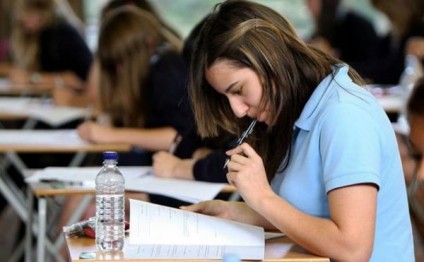 Tələbə təhsil kreditlərinə tətbiq olunacaq güzəştlər açıqlanıb