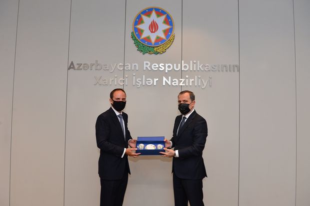 Ceyhun Bayramov Edvard Karvardinin diplomatik fəaliyyət müddətinin başa çatması ilə əlaqədar qəbul edib - FOTO