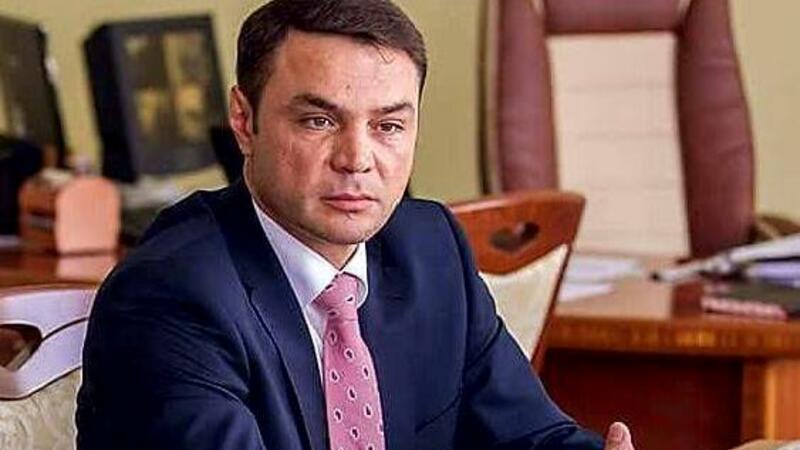 Deputat polisi bu restoranda döyüb (FOTOLAR)