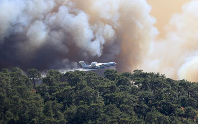 Marmarisdə meşə yanğını yenidən gücləndi