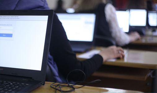 Müəllim olmaq istəyənlərin nəzərinə: Təkrar imtahanların keçiriləcəyi tarix açıqlandı