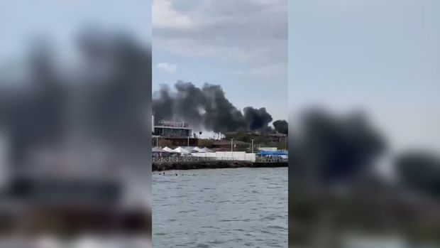 Bakıda məşhur balıq restoranının yaxınlığında güclü yanğın baş verib - VİDEO