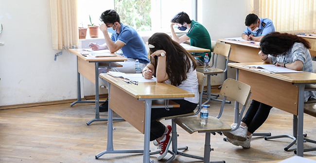 Təhsil eksperti DİM sədrinə müraciət etdi-Blok imtahanı üçün müəyyən edilən bal limiti aradan qaldırılmalıdır