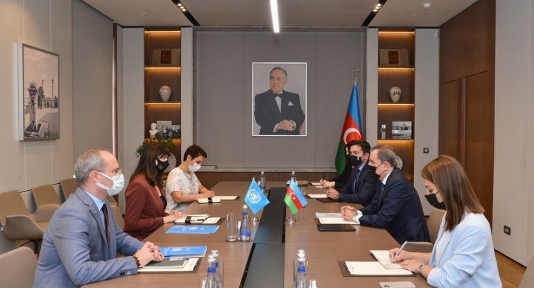 Ceyhun Bayramov BMT-nin Azərbaycandakı yeni rezident əlaqələndiricisini qəbul edib - FOTO