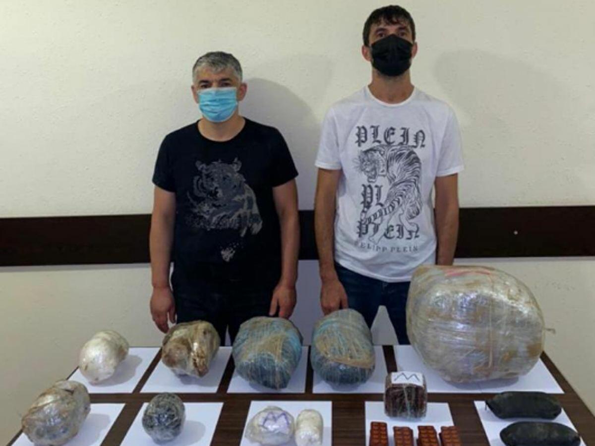 Azərbaycan sərhədini pozan iki nəfər saxlanıldı - Külli miqdarda narkotik götürüldü