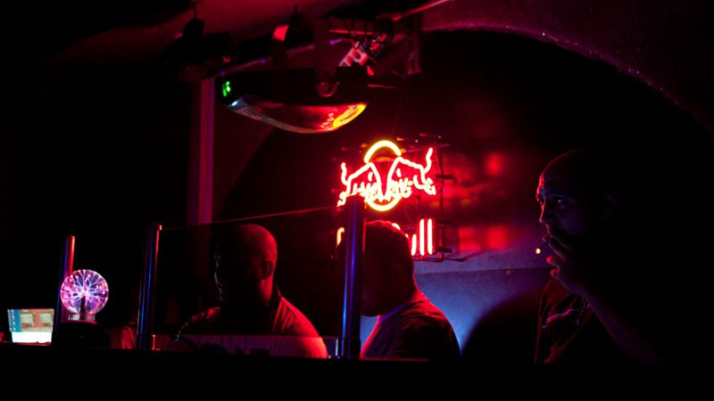 Bakının iki məşhur gecə klubunun rəhbərləri həbs olundu (FOTOLAR)