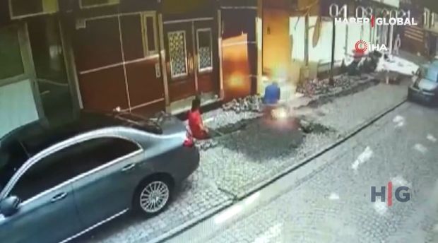 Qazıntı zamanı güclü partlayış: Usta ağır xəsarət aldı - VİDEO