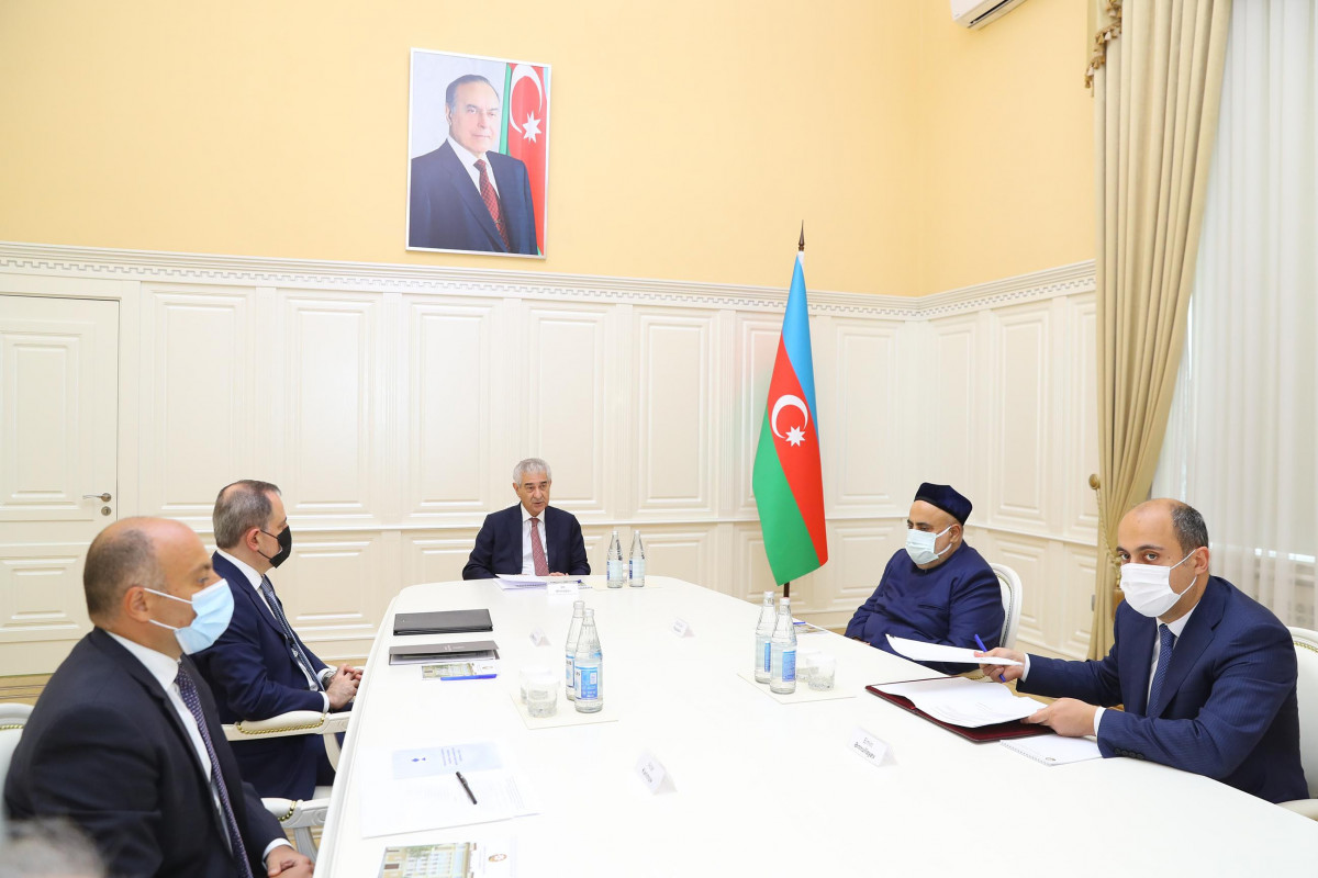 “Hərbi münaqişələr zamanı mədəni dəyərlərin qorunması haqqında Konvensiya” ilə əlaqədar Komissiyanın yeni tərkibdə iclası keçirilib