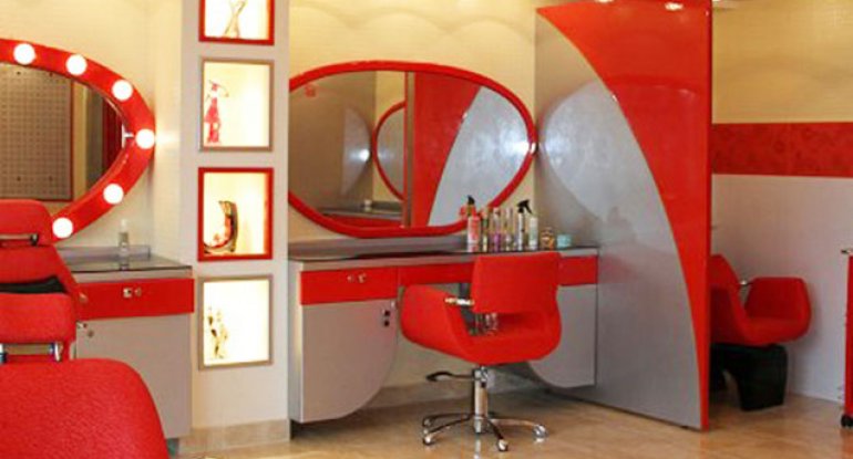 Gözəllik salonundan seyfi oğurlayan tutuldu