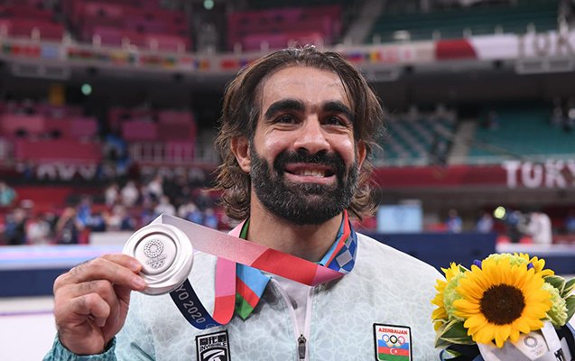 36 yaşlı Rafael Ağayev karyerasını bitirəcəyi tarixi açıqladı