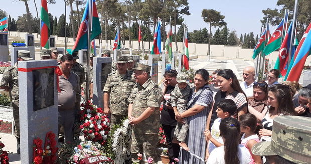 Zabit atanın şəhid oğlunun doğum günü qeyd edilib – VİDEO