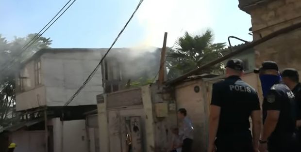 Bakının mərkəzində güclü yanğın - CANLI YAYIM