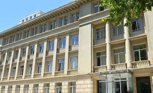 Anadolu Universitetinin Bakı filialının diplomlarının tanınmamasının səbəbi AÇIQLANDI