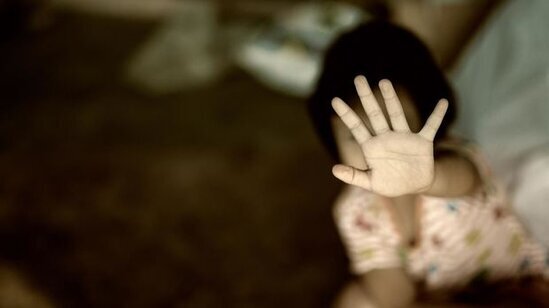 Bakıda dəhşət: Azyaşlı bacı və qardaş işgəncələrə məruz qaldı - RƏSMİ