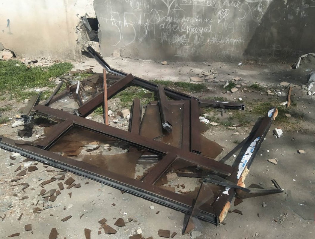 Salyanda evdə partlayış olub, iki nəfər xəsarət alıb