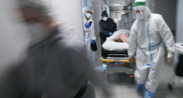 Rusiyada bir gündə  816 nəfər koronavirusdan ölüb