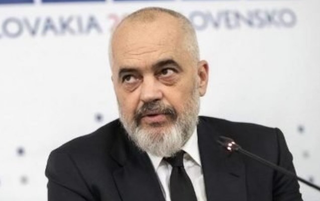 Albaniya Əfqanıstandan olan qaçqınları qəbul edəcək