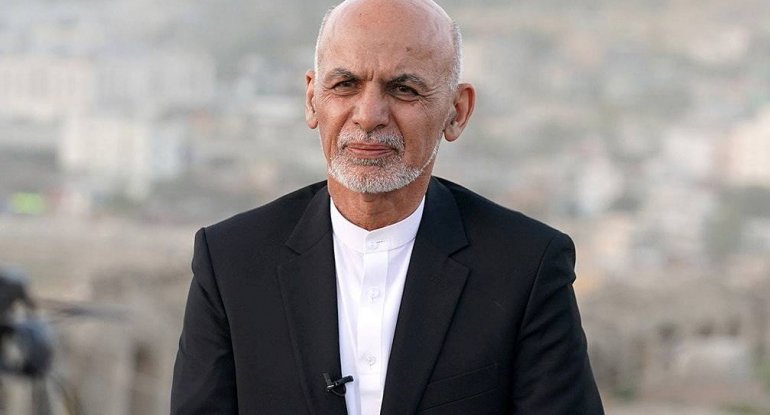 Əfqanıstan Prezidentinin qaçışı ilə bağlı ŞOK DETAL: helikopterdə nələr olub...