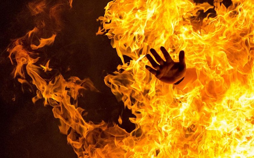 Ağsuda qadın özünü yandıraraq intihar edib