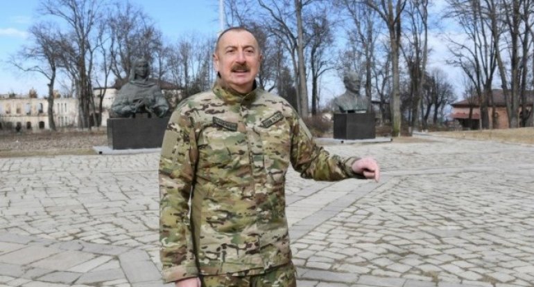 Dövlət başçısı: