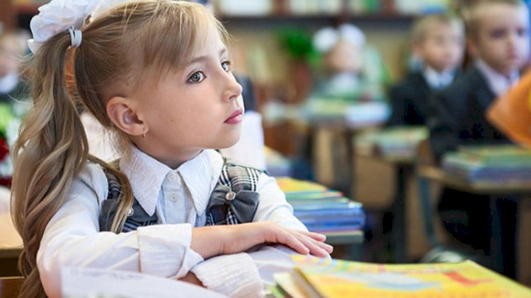 Rusiya qərar verdi: Ənənəvi təhsil bərpa olunacaq