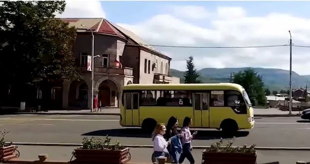 Xankəndidə evini satan erməni: “Gələcəkdə burada yaşamağın necə olacağı bəlli deyil” - VİDEO