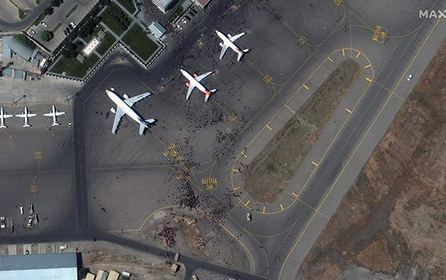 “Taliban” paytaxtdan bütün uçuşları dayandırdı