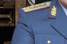 Azərbaycanda iki general ehtiyata buraxıldı