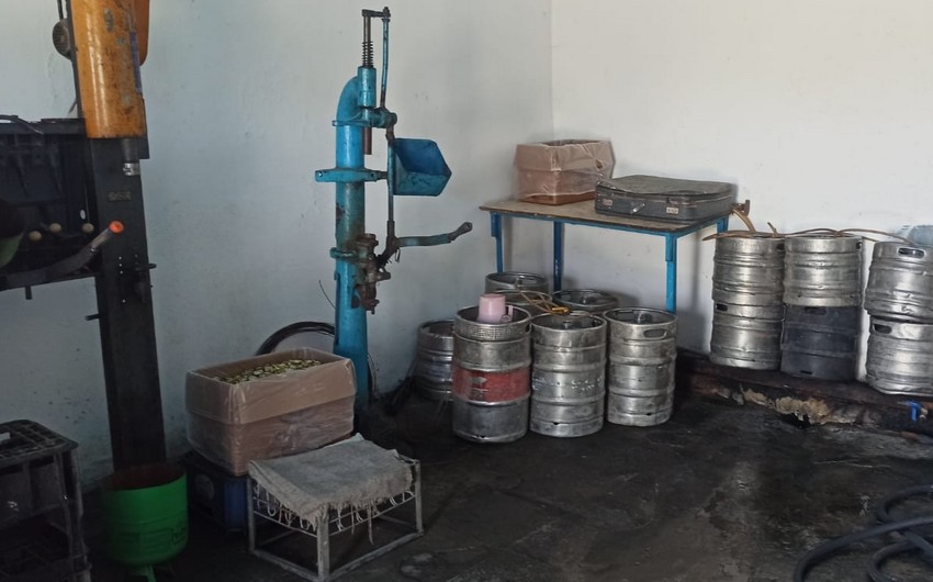 Azərbaycanda qanunsuz fəaliyyət göstərən pivə istehsalı müəssisəsi aşkarlanıb