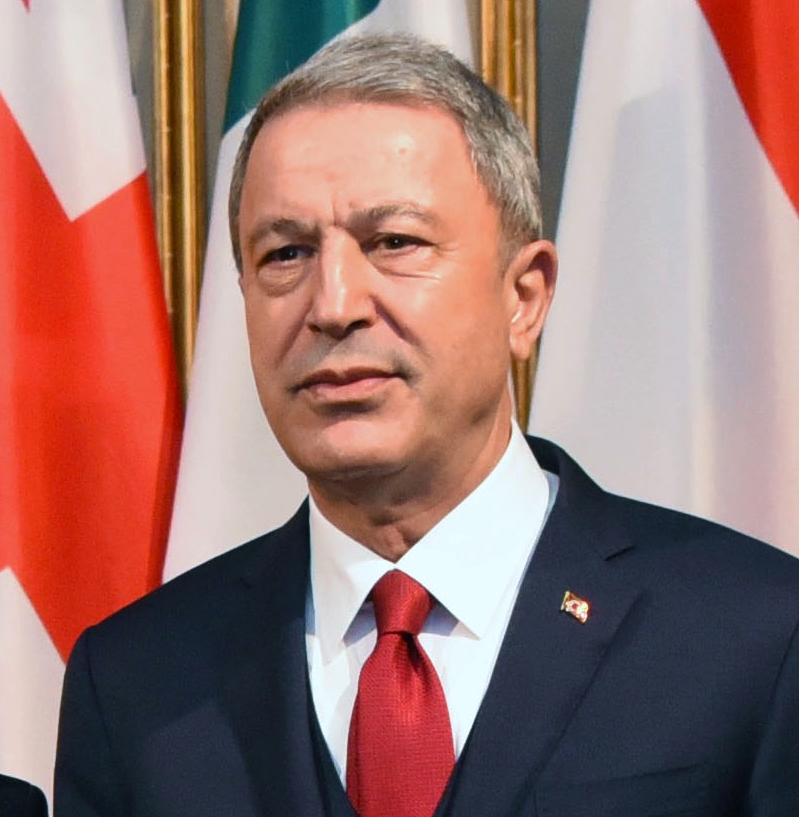 Hulusi Akar: “Son iki gündə Kabil aeroportundan 62 uçuş gerçəkləşdirilib”