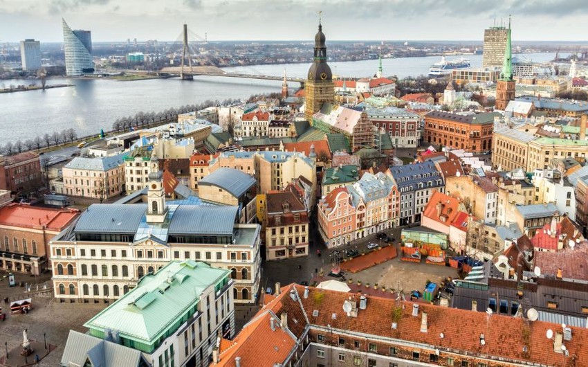 Riqada etirazçılar hökumətin dəyişməsini tələb edirlər