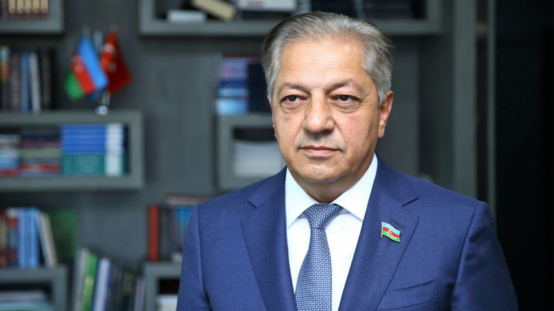 Cavanşir Feyziyevin oğlu Dövlət Agentliyinə 1 milyon manatlıq ofis icarəyə verib