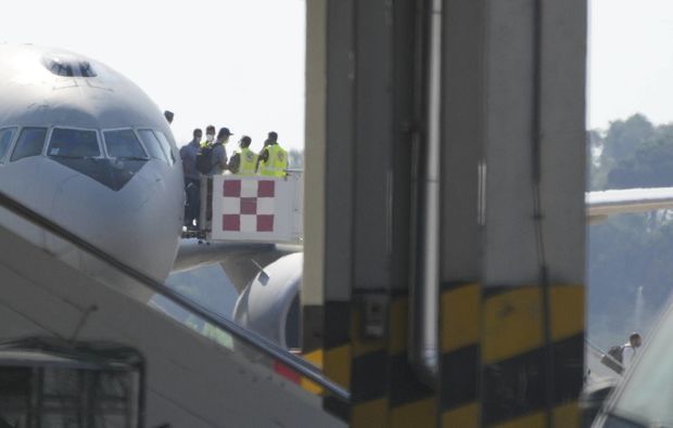 СМИ: Вашингтон разрешил авиаперевозчикам США эвакуировать людей из Кабула