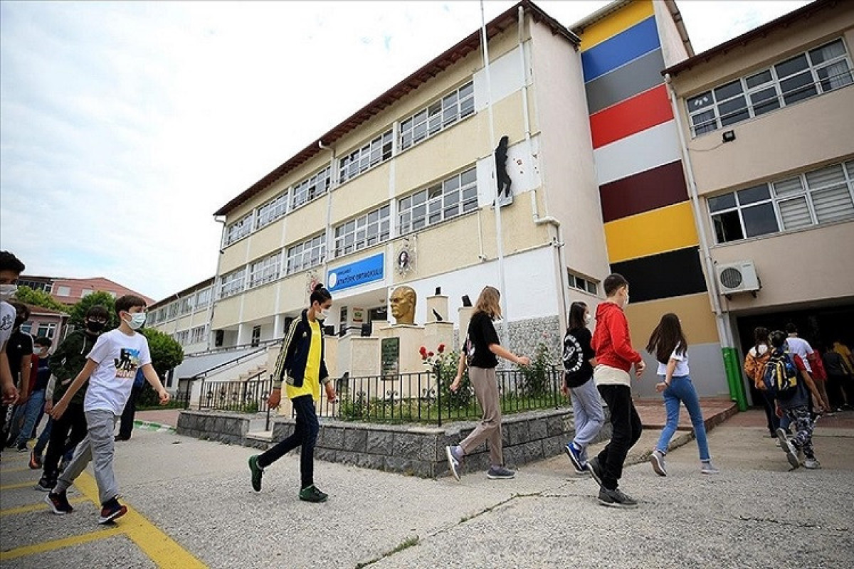 Türkiyədə tədris sentyabrın 6-dan əyani formada olacaq