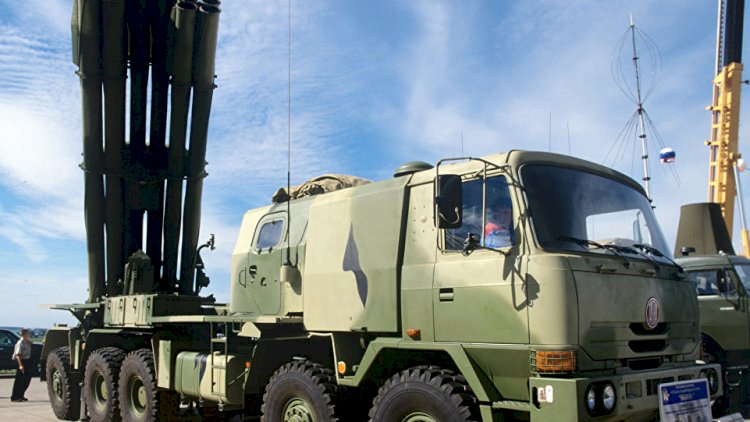 “Rusiya Ermənistana həmişə silah verib, bu gün də verir“ - Ermənistan Təhlükəsizlik Şurasının katibi