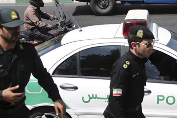 İran polisi daha bir gənci başından güllələyərək qətlə yetirib - FOTO/VİDEO