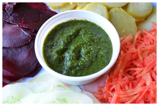 В Индии более 50 человек отравились ритуальными угощениями