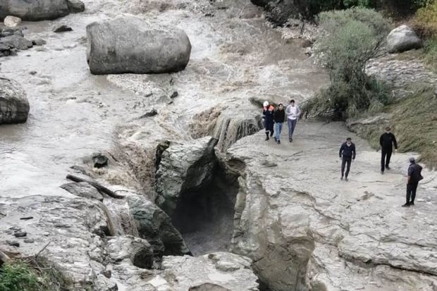 Dağıstanda minlərlə yerli sakin itkin düşən beş nəfərin axtarışını aparır - FOTO