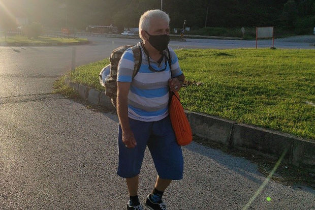 65 yaşında 814 kilometr məsafəni piyada qət etmək qərarına gəldi - FOTO