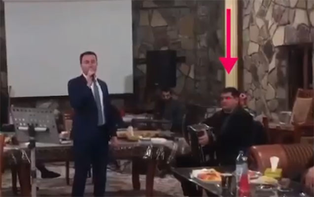 “12-ci İmam” kimi həbs edilən “Şaurma N1”in şəriki Aqillə ona qarşı ifadə verənlər eyni məclisdə - Video