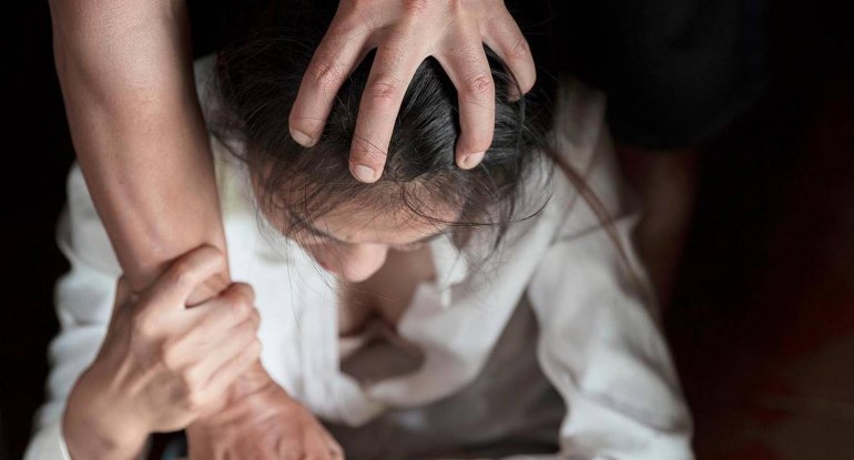 Azərbaycanda qadın əri tərəfindən ölümlə təhdid edilir - FOTO