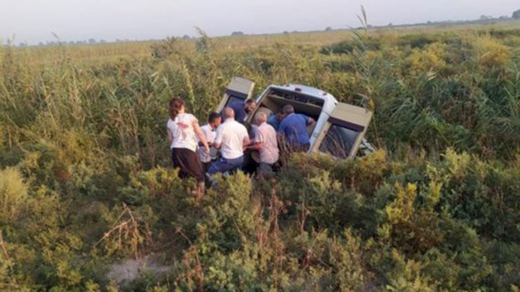 Azərbaycanda ziyarətə gedənlər kanala düşdülər