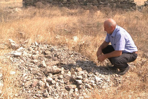 Bir məzarda yeddi ailə üzvünü dəfn edib: Ballıqaya faciəsinin şahidləri danışdı - FOTO
