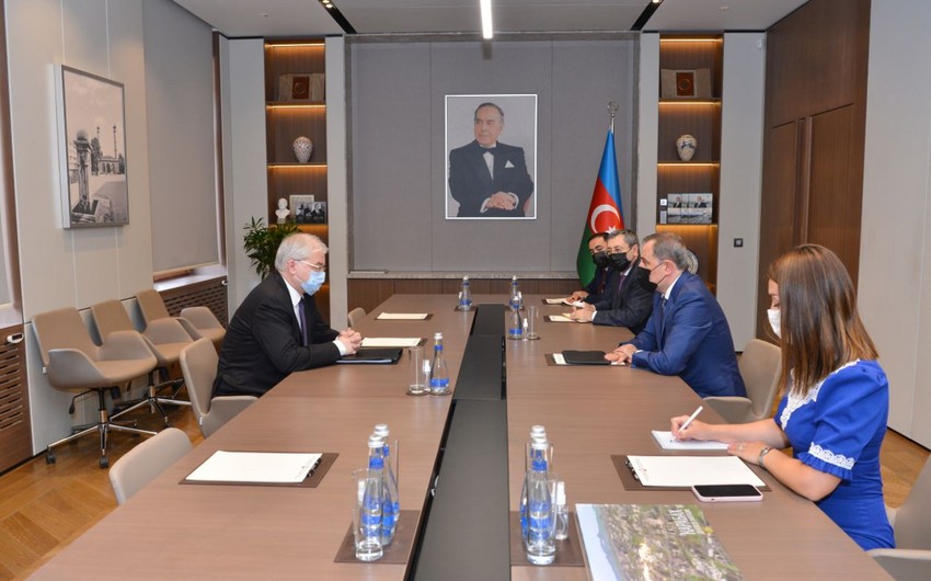 Ceyhun Bayramov ATƏT-in Minsk Qrupunun Rusiyadan olan yeni həmsədri ilə görüşüb