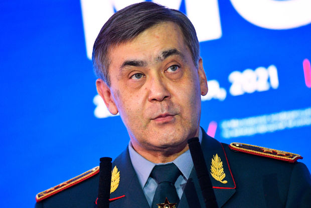 Qazaxıstan müdafiə naziri istefa verdi