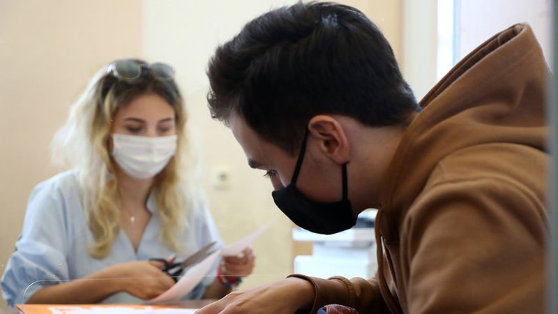 Birinci doza vaksin vurduranların nəzərinə: Məhdudiyyətlər olacaq (VİDEO)