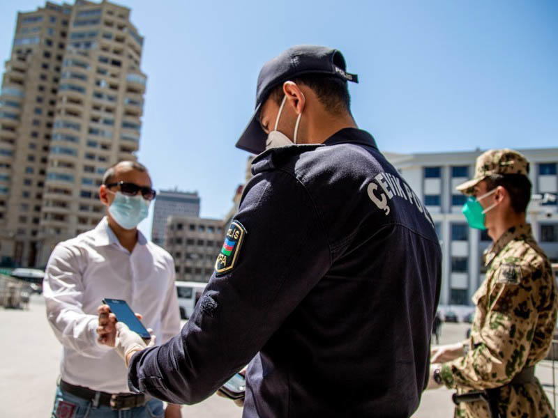 “Oktyabrın 1-dək bir doza ilə də kafe-restoranlara daxil olmaq olar” - Prezidentin köməkçisi